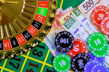 Live Sic Bo table at wbocash with three dice and betting layout